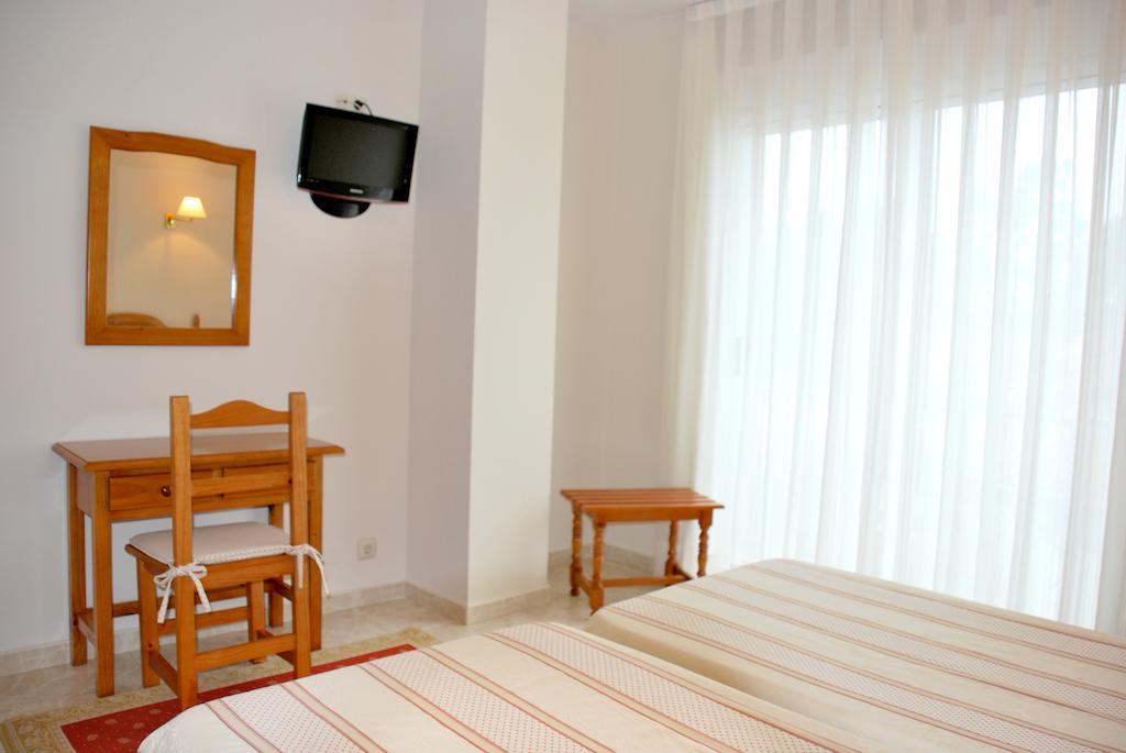 Hotel Casa Portuguesa Meaño الغرفة الصورة