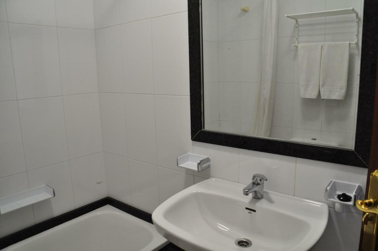 Hotel Casa Portuguesa Meaño المظهر الخارجي الصورة